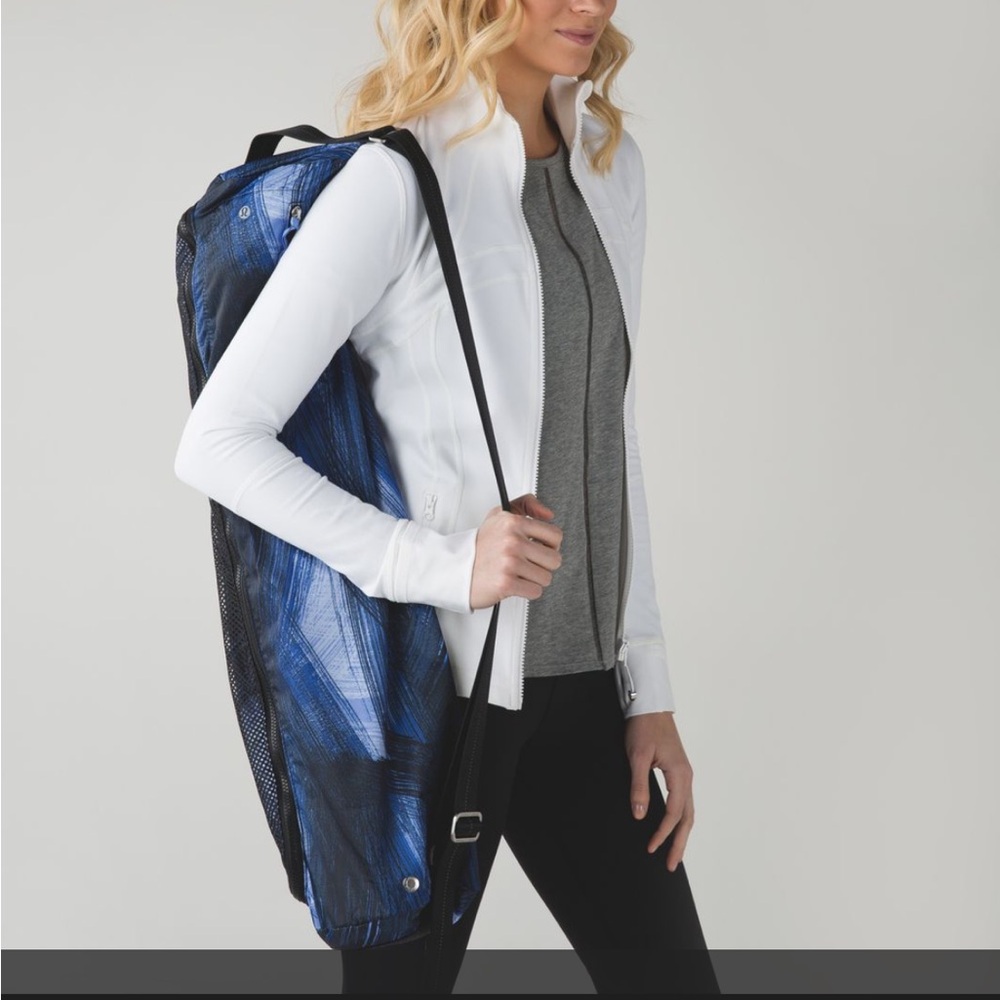 Lululemon Athletica Blue and Black Tote